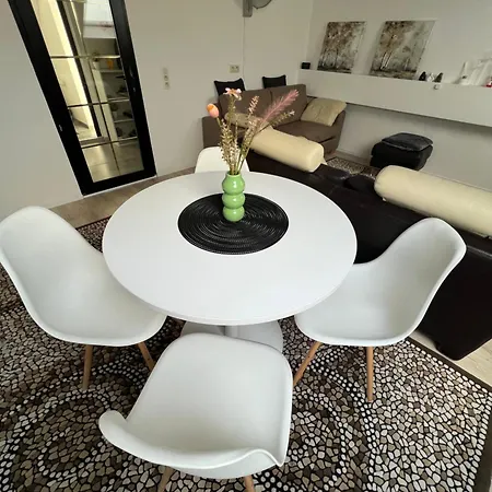 Cosy 1 Bedroom 900m From * Oostende